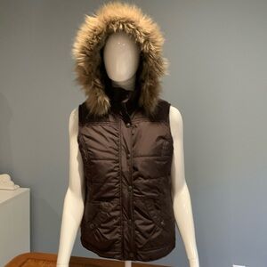 Vanity Brown Puffer Vest with Faux Fur Lining and Hat • Size Small